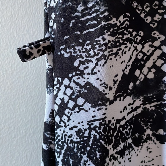 3/$20 Olivia Matthews Sleeveless Maxi Dress, Comfy & Stretch Made in USA Size L - Picture 3 of 7